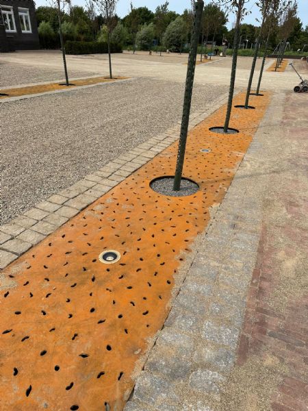 10 ton boomroosters! - GroundLevel straatmeubilair