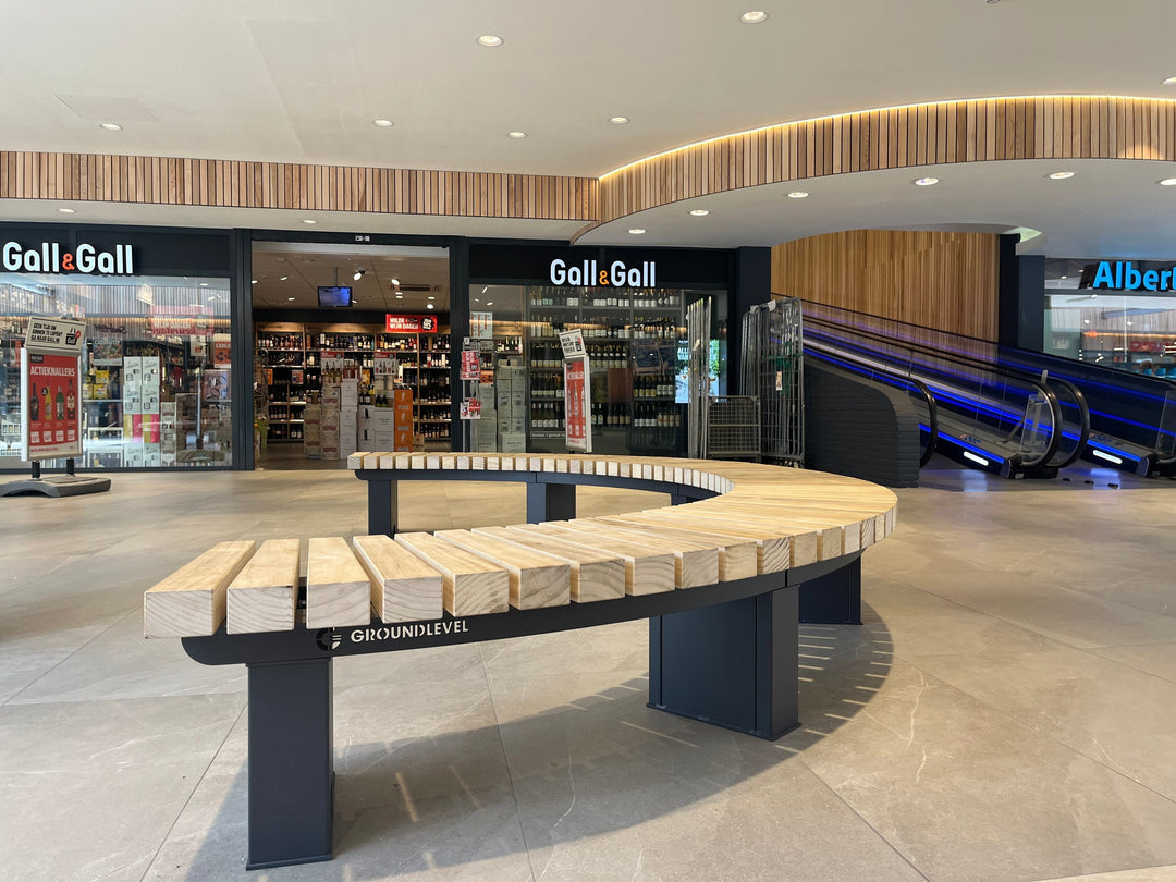 Custom made meubilair voor winkelcentrum Amstelplein Uithoorn - GroundLevel straatmeubilair