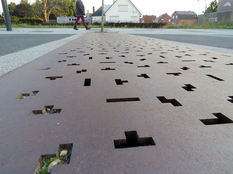 Boomrooster Tetris voor Neerpelt, België - GroundLevel straatmeubilair