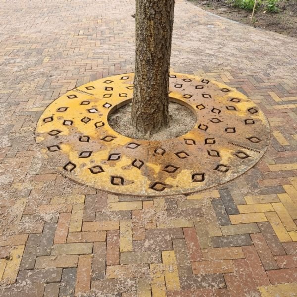 CorTen boomroosters Tergooi - GroundLevel straatmeubilair