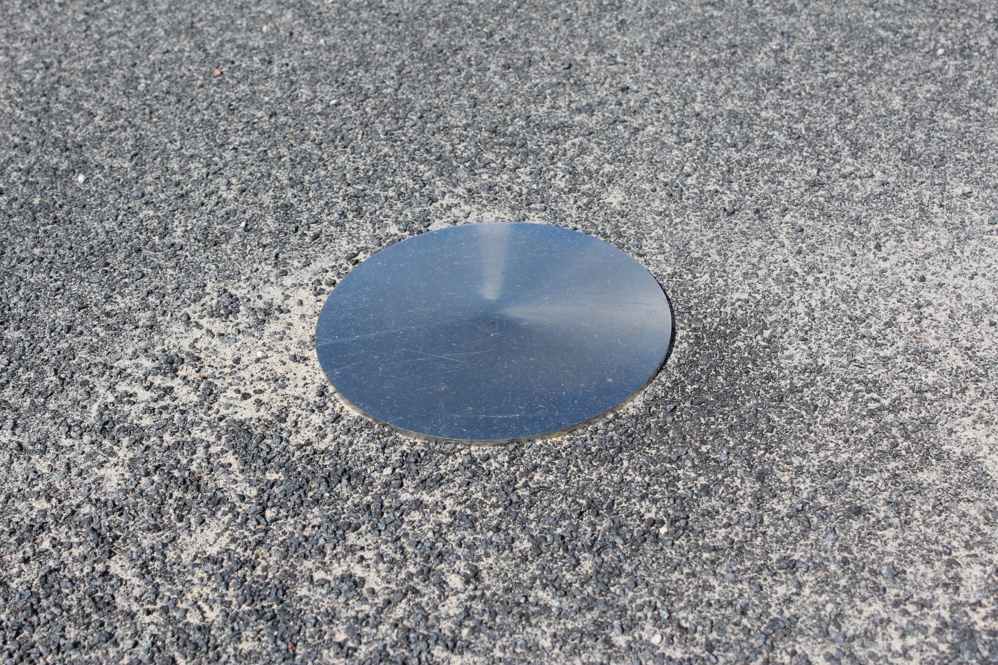 Wegdeknagels & markeernagels - GroundLevel straatmeubilair