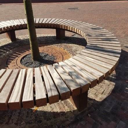 Bank BRUUT (half)rond - GroundLevel straatmeubilair