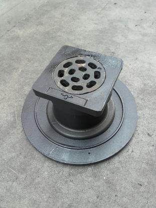 Beluchtingsput gietijzer - GroundLevel straatmeubilair