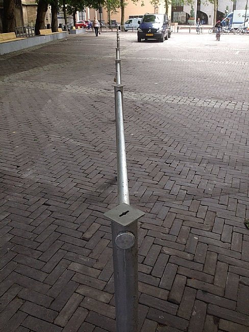 Inzinkbaar fietsparkeersysteem - Fietsparkeren - GroundLevel straatmeubilair - GroundLevel