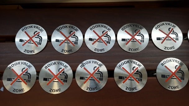 Wegdeknagel GL Rookzone - Wegdeknagels & markeernagels - GroundLevel straatmeubilair - GroundLevel