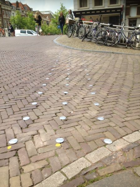 Wegdeknagels voor binnenstad Delft - GroundLevel straatmeubilair