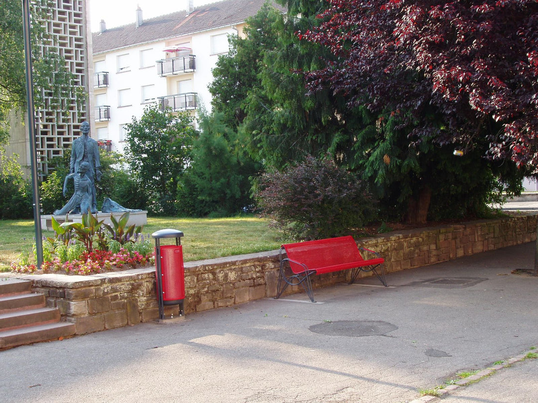 Afvalbak Contour M - Afvalbak - GroundLevel straatmeubilair - Euroform - W