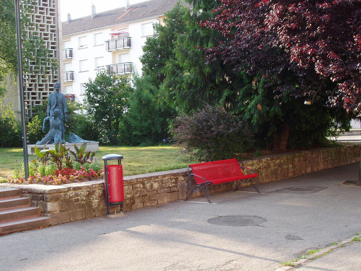 Afvalbak Contour M - Afvalbak - GroundLevel straatmeubilair - Euroform - W