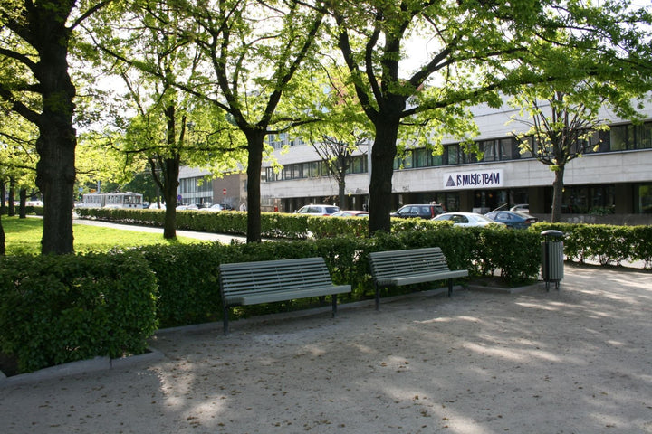 Zitbank Contour H - Bank - GroundLevel straatmeubilair - Euroform - W