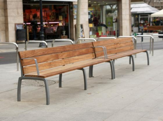 KIWI - Banken met rugleuning - GroundLevel straatmeubilair - Escofet