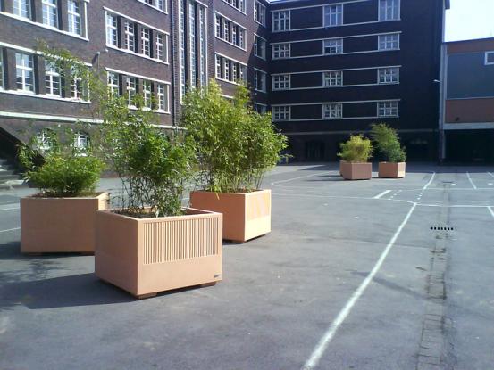 ICARIA - Boom en bloembakken - GroundLevel straatmeubilair - Escofet