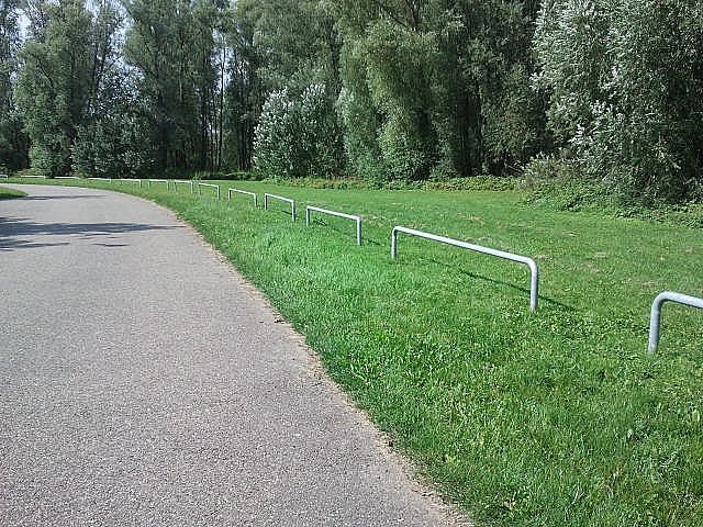 Geleidebuis - Geleidebuis - GroundLevel straatmeubilair - GroundLevel