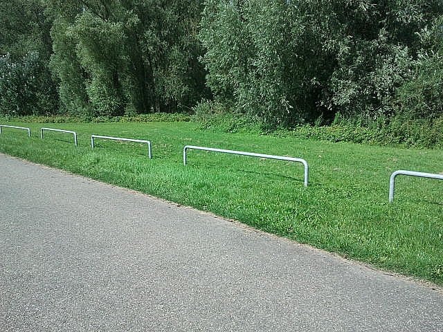 Geleidebuis - Geleidebuis - GroundLevel straatmeubilair - GroundLevel