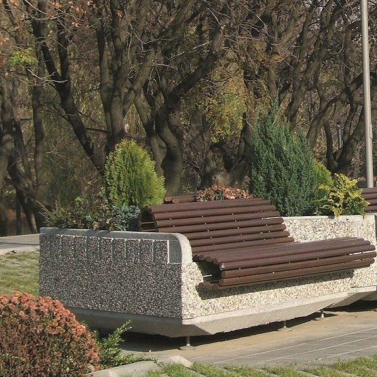 Pyramid plantenbank - Plantenbank - GroundLevel straatmeubilair - Euroform - W